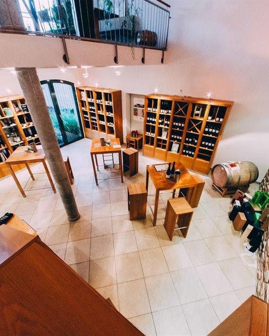 Vinothek Riffel | &copy; Nils Weiler
