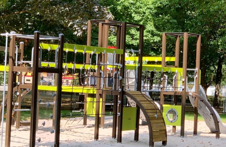 Kinderspielplatz Rheinufer Niederlahnstein | &copy; Stadt Lahnstein