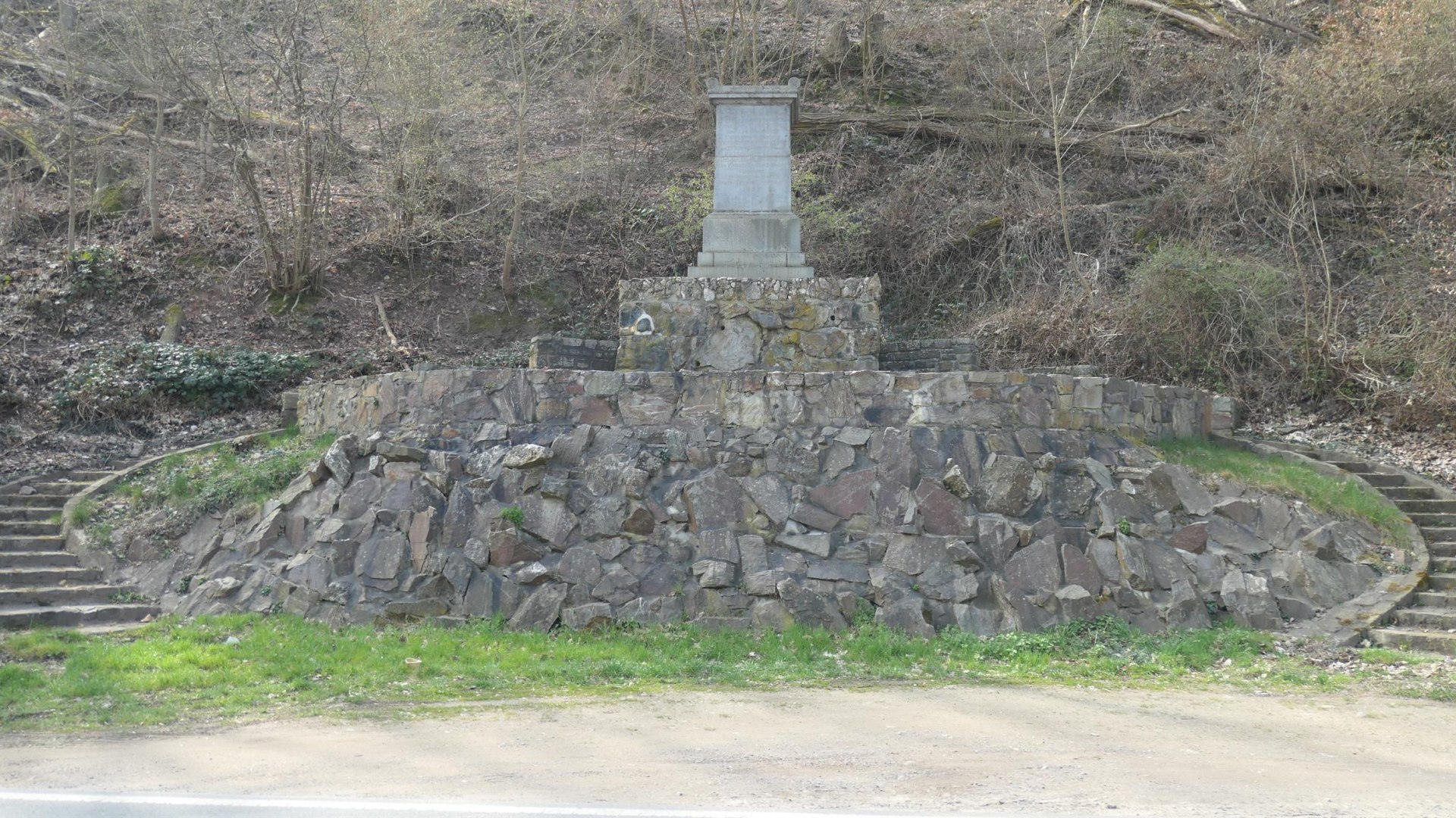 Denkmal zum Binger Loch | &copy; RNT, Christian Kuhn