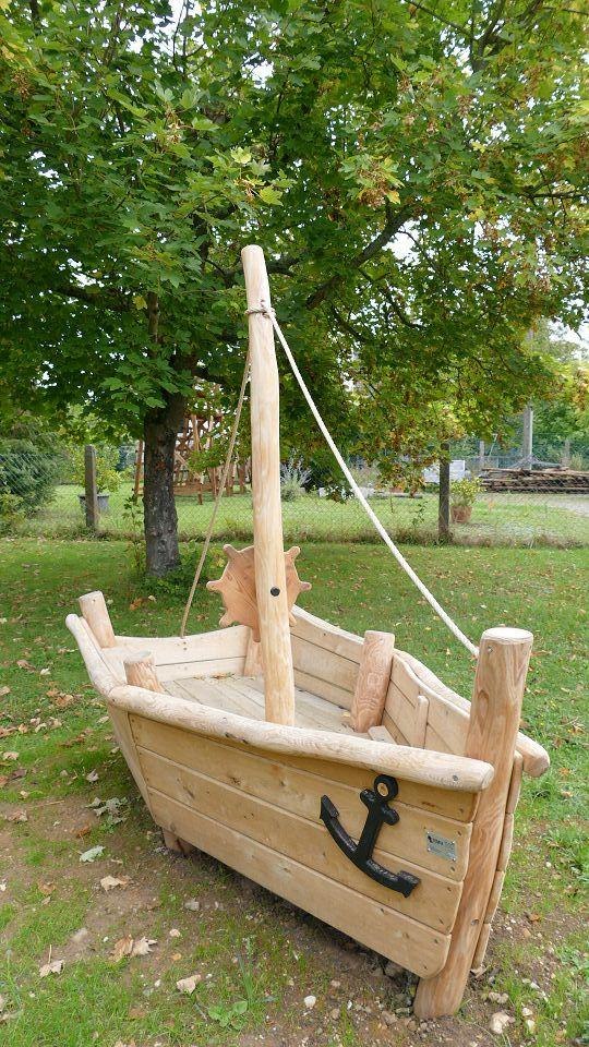 Spielschiff | &copy; Armin Schaust