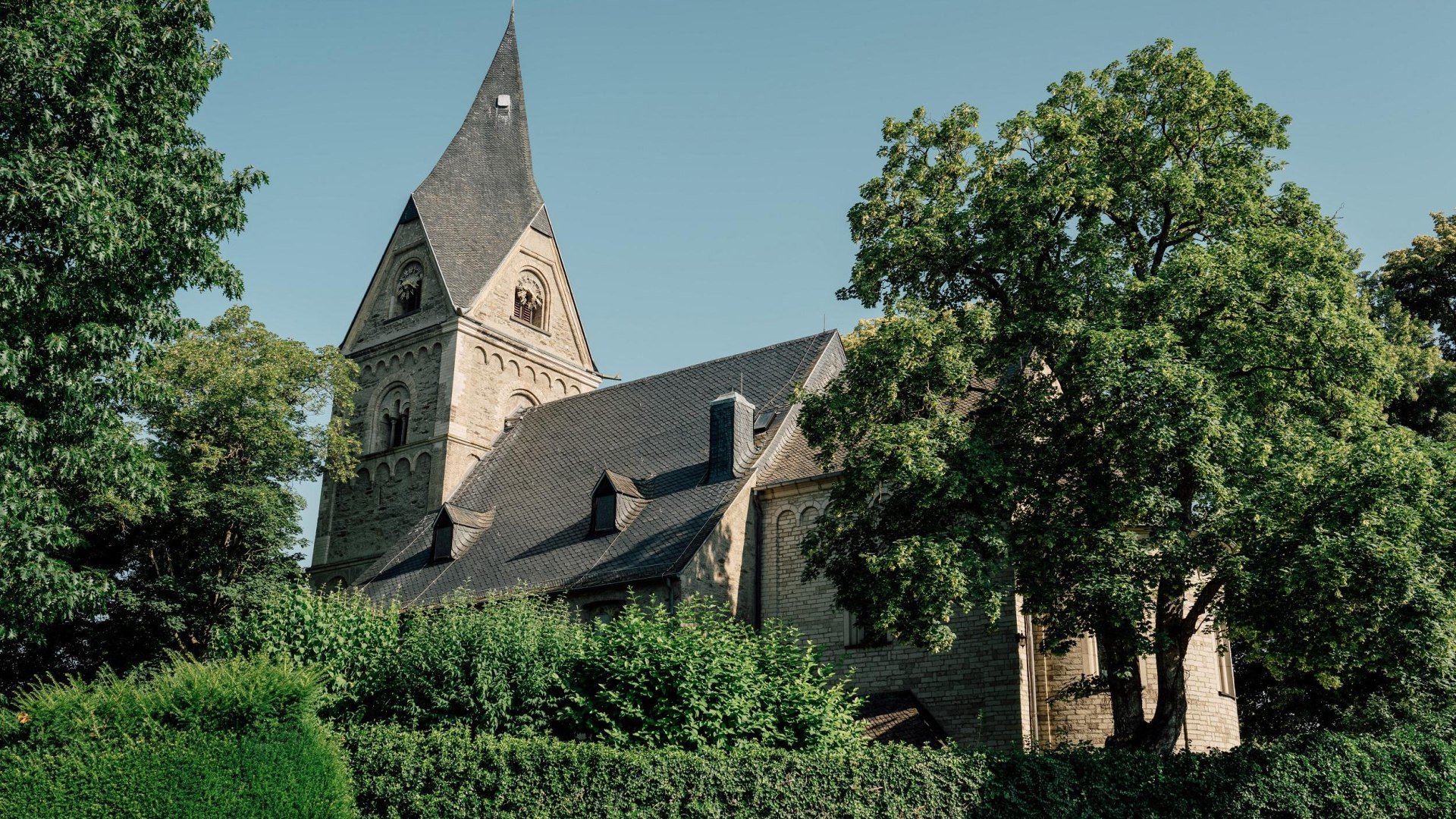 Feldkiche_ | &copy; Zimpfer_Photography