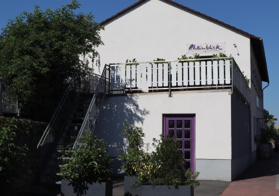 Au&szlig;enansicht G&auml;stehaus Rheinblick | &copy; Michael Statzner