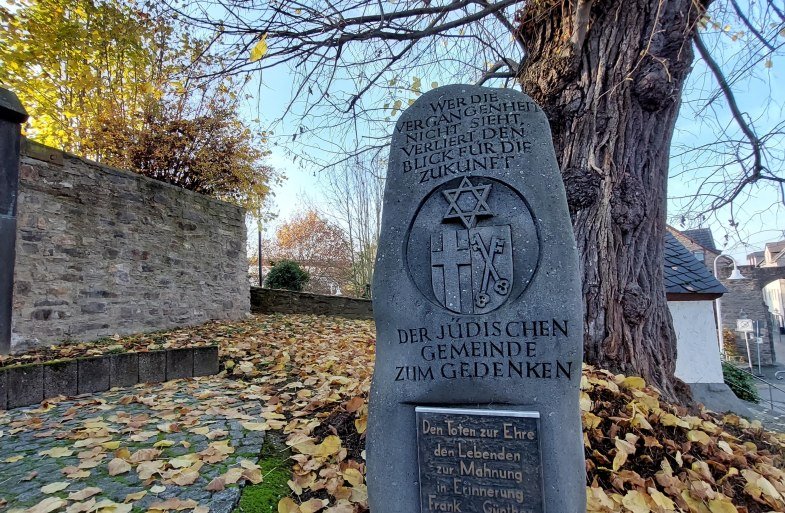 Stein1 | © Tourist-Information Erlebnis Rheinbogen Stein1 | © Tourist-Information Erlebnis Rheinbogen