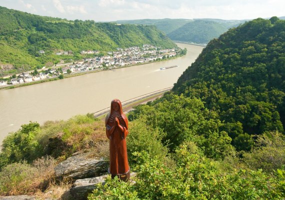 Nonnenfigur an der Ziehley | &copy; Dominik Ketz/Romantischer Rhein Tourismus GmbH