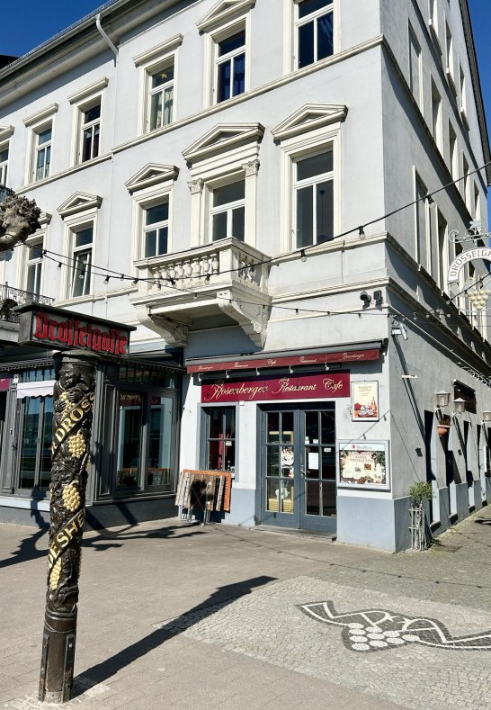 12-IMG_4735 | &copy; &copy; 2025 LaBed