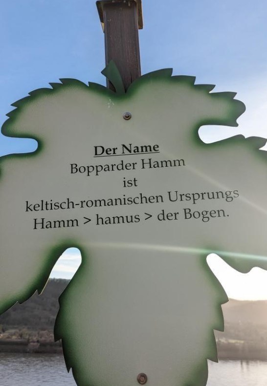 Weinlehrpfad Schild | &copy; Tourist Information