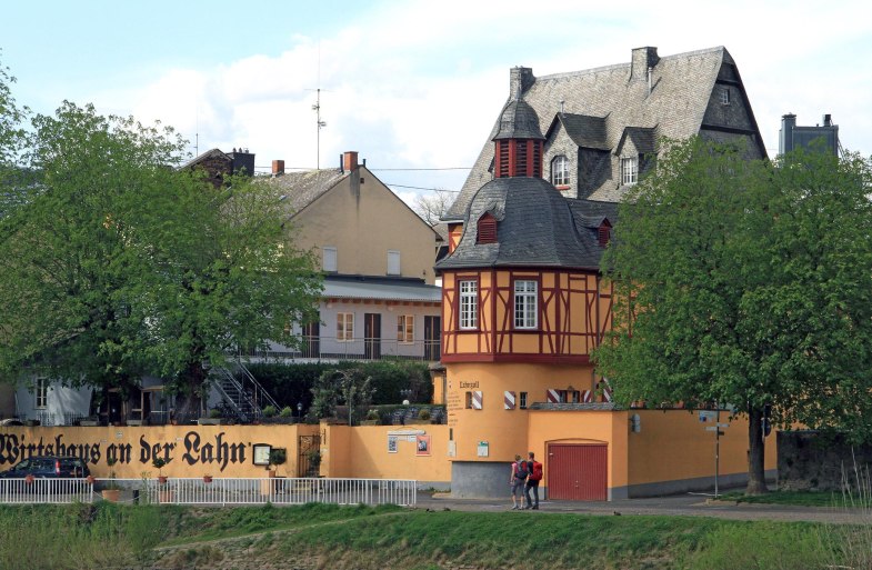Geb&auml;ude | &copy; Maria Nett