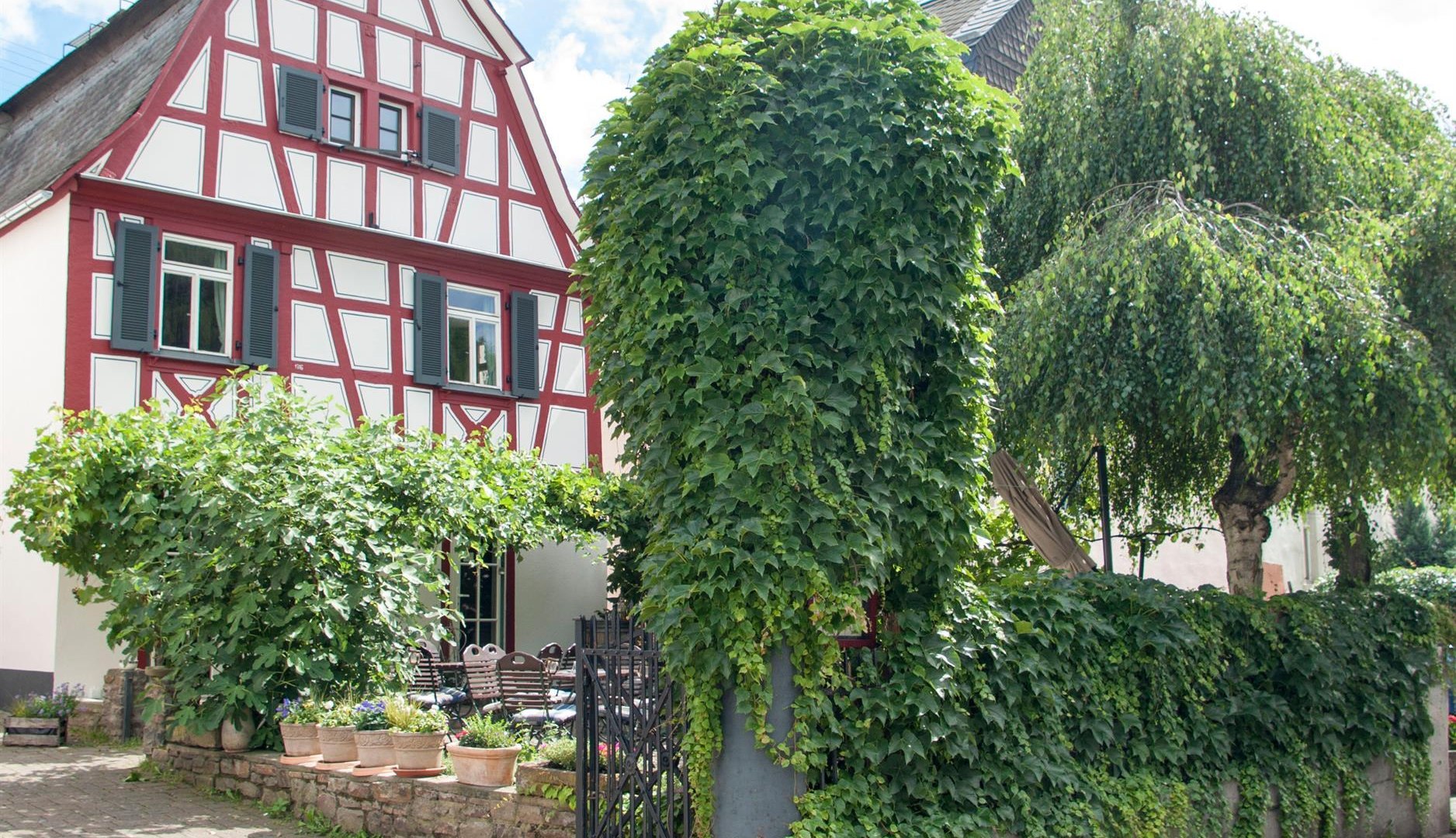 Au&szlig;enansicht Weinwirtschaft Laquai | &copy; Weingut Laquai