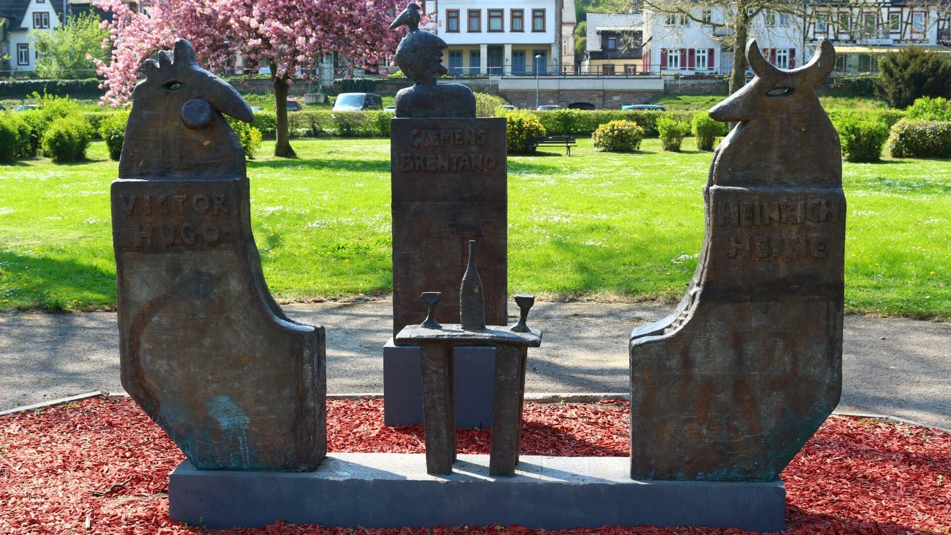 3-Poeten Skulptur | © Sabine Pilger 3-Poeten Skulptur | © Sabine Pilger