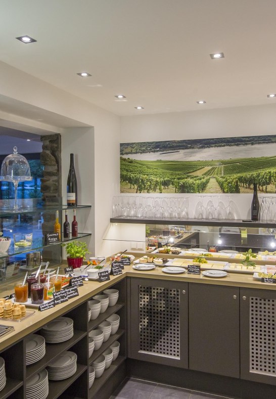 Frühstücksbuffet mit regionalen Produkten