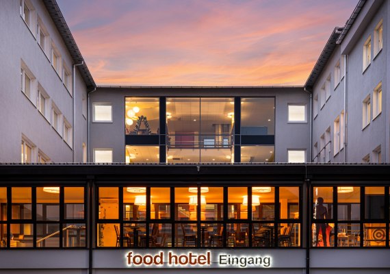 foodhotelNeuwied_Au&szlig;enansicht Kopie-gerade | &copy; Food Hotel