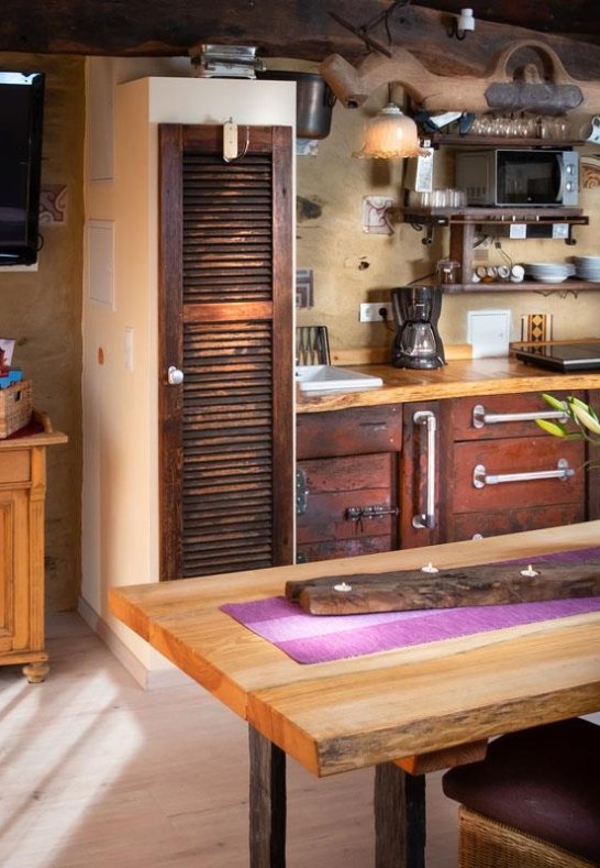 Esstisch | &copy; Simon Friedrich