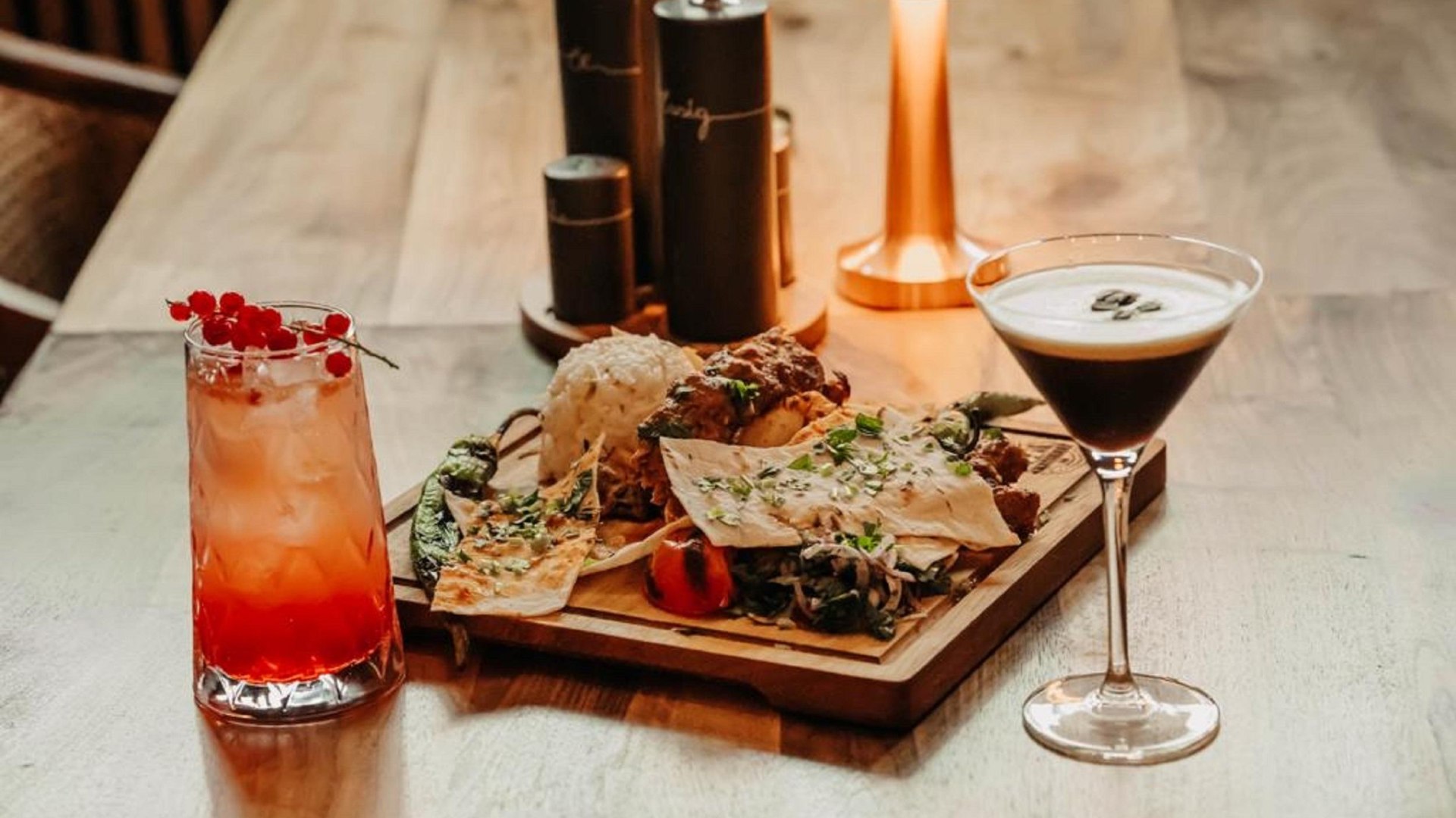 Gericht mit Aperitivs | &copy; Bawil