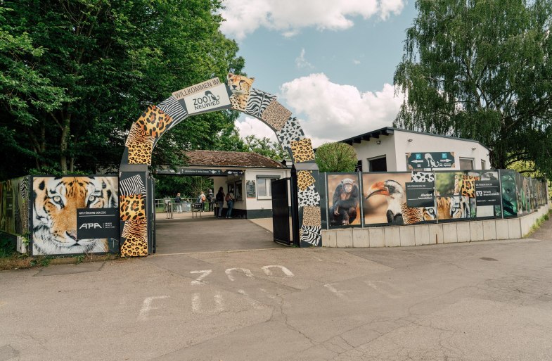 Eingang zum Zoo | &copy; Zimpfer_Photography