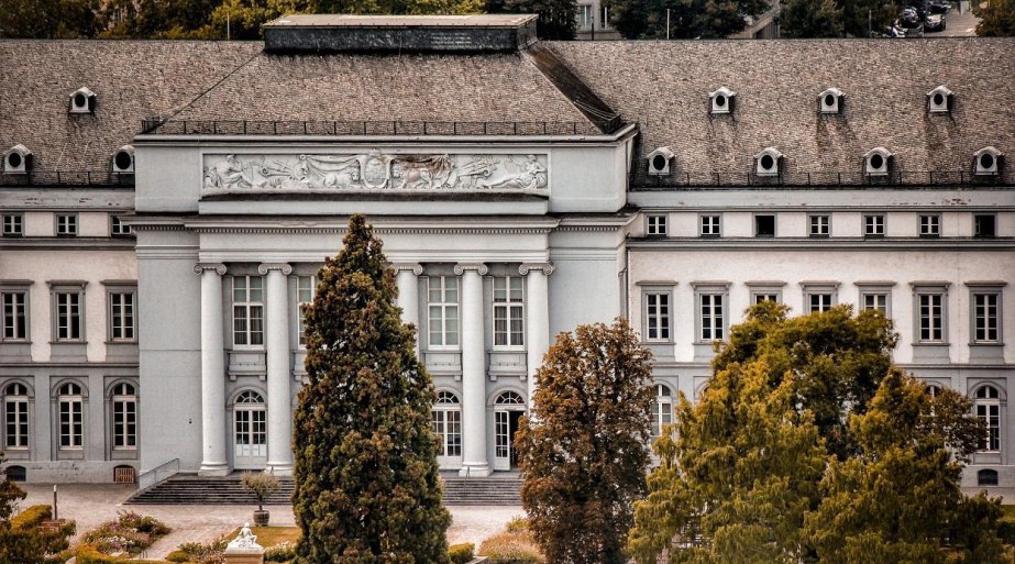 Schloss | &copy; Johannes Bruchhof