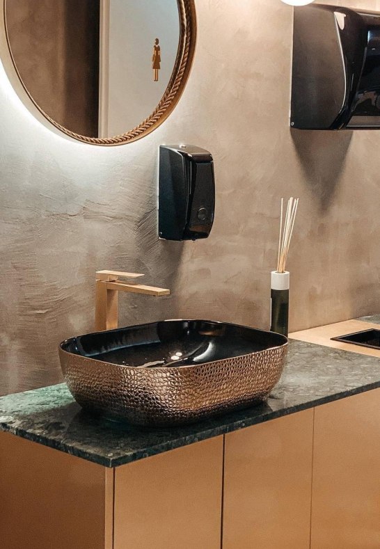 Ariston Lahnstein 6 | &copy; Ariston Lahnstein