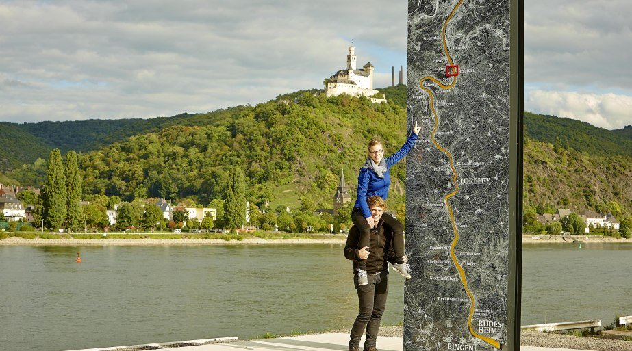 Stele Brey | &copy; Marco Rothbrust