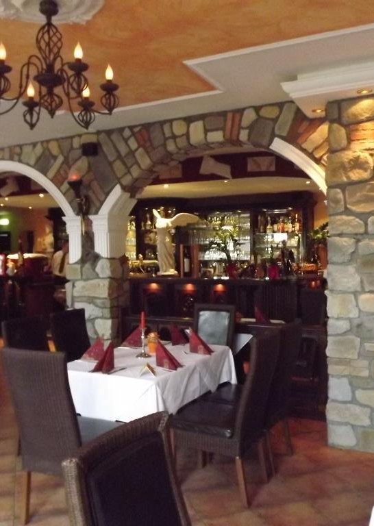 Restaurant Troja Lahnstein Gastraum2 | &copy; Restaurant Troja