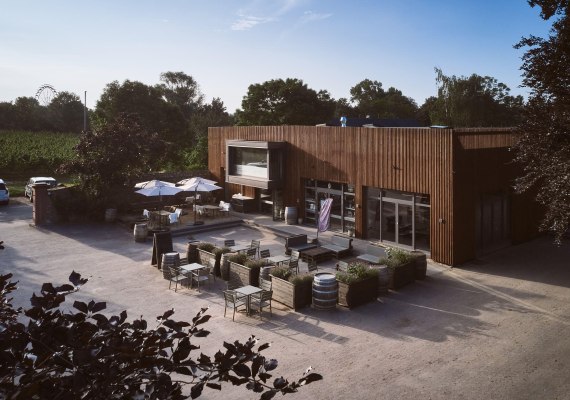 Weingut Baron Knyphausen | © Frederik Freiherr zu Knyphausen Weingut Baron Knyphausen | © Frederik Freiherr zu Knyphausen