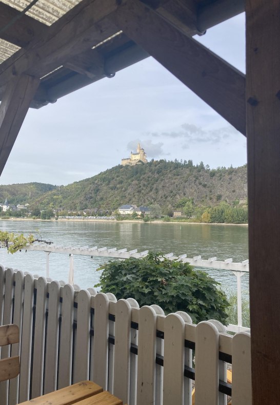 Blick auf die Marksburg | &copy; Gasthaus zur Marksburg