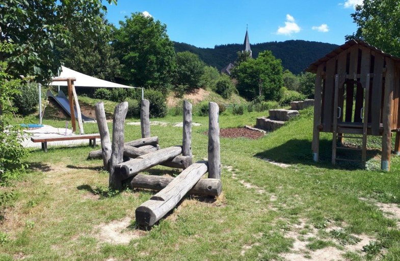 Balancierbalken | &copy; Gemeinde Spay, Thomas Becker