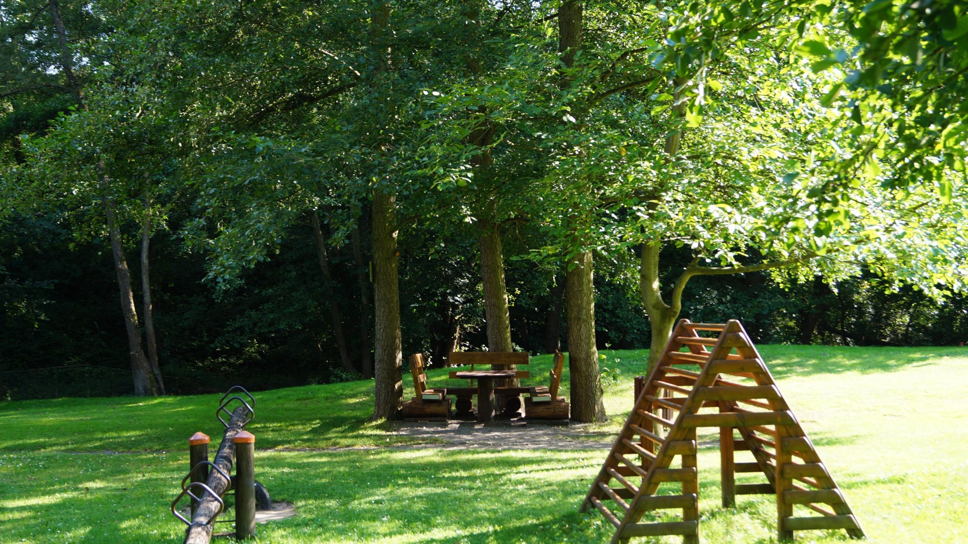 Spielanlage | © Tourist-Information Erlebnis Rheinbogen Spielanlage | © Tourist-Information Erlebnis Rheinbogen