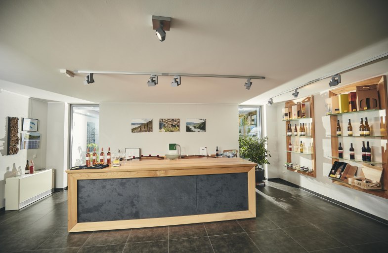 Vinothek Volk | © Tourist-Information Erlebnis Rheinbogen Vinothek Volk | © Tourist-Information Erlebnis Rheinbogen