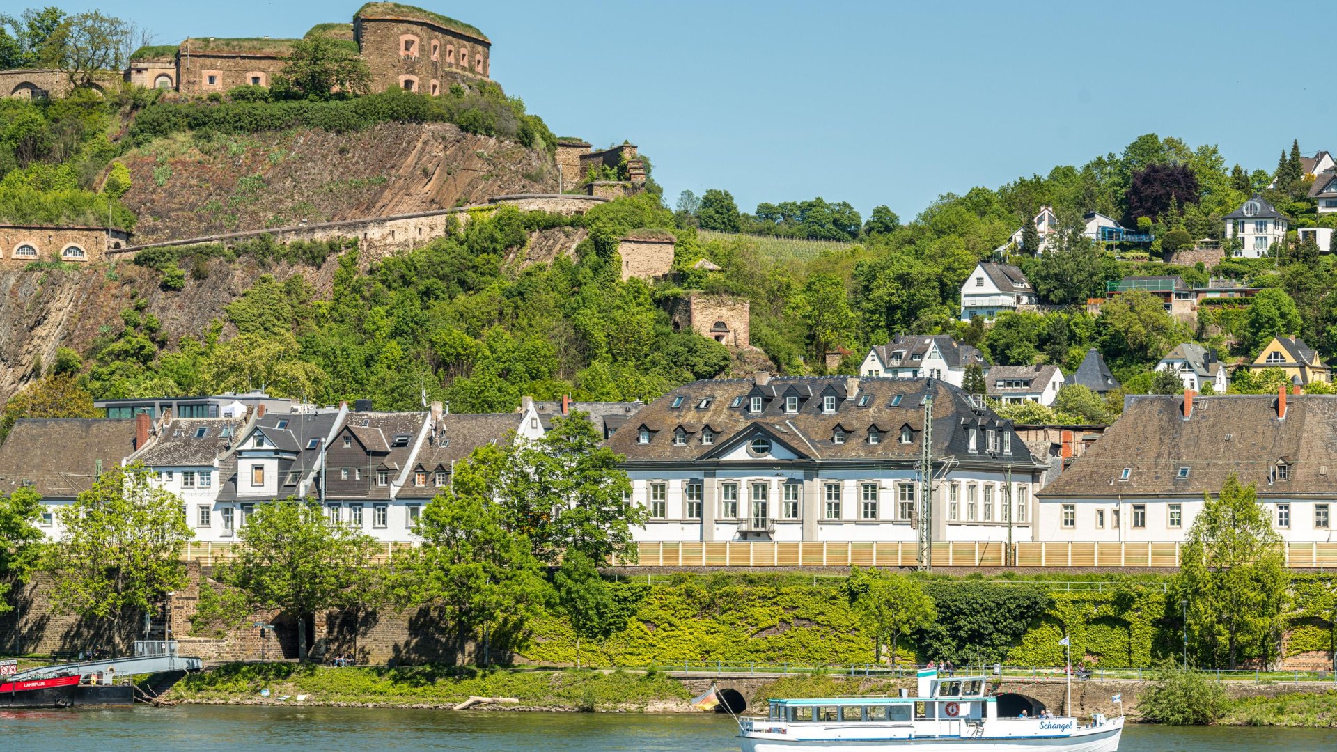 Fähre mit Festung | © Koblenz-Touristik GmbH / Dominik Ketz