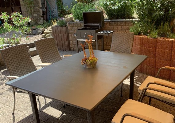 Sitzgruppe mit Grillplatz | &copy; M. Scheer