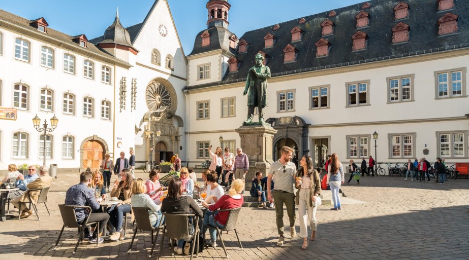 Rathaus, ehemaliges Jesuitenkolleg, Koblenz | © Koblenz-Touristik GmbH / Dominik Ketz Rathaus, ehemaliges Jesuitenkolleg, Koblenz | © Koblenz-Touristik GmbH / Dominik Ketz