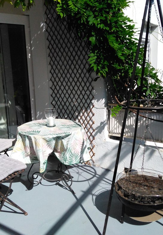Terrasse | &copy; Helga Kahle Elkady