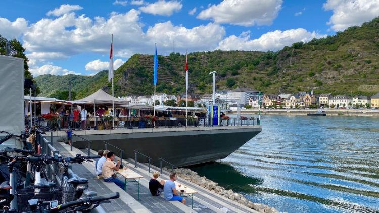 Rheinbalkon | &copy; rheingucken.de