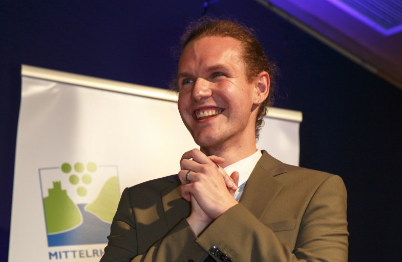 Felix Gr&uuml;n ist neuer Mittelrhein-Weink&ouml;nig | &copy; Fotostudio-und-Werbeagentur-Eidens-Holl