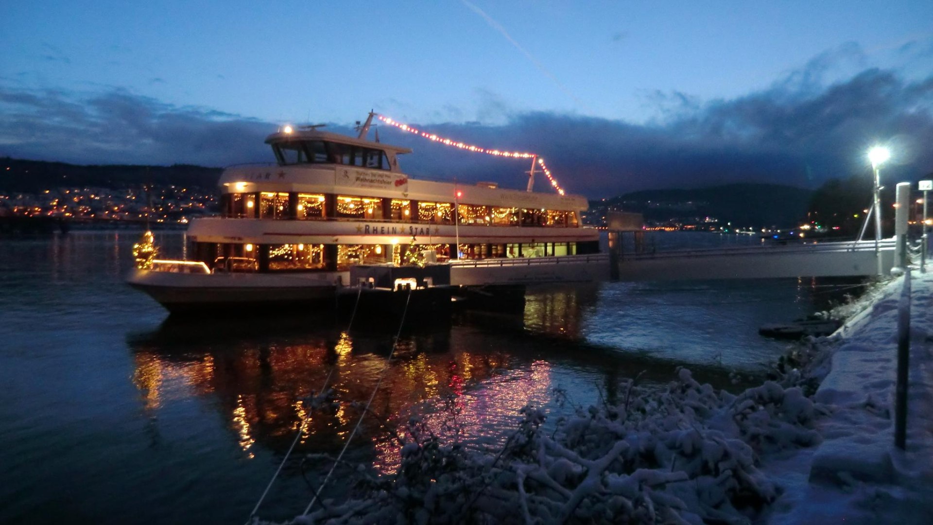 Weihnachtliche Fahrt | © Rössler Linie