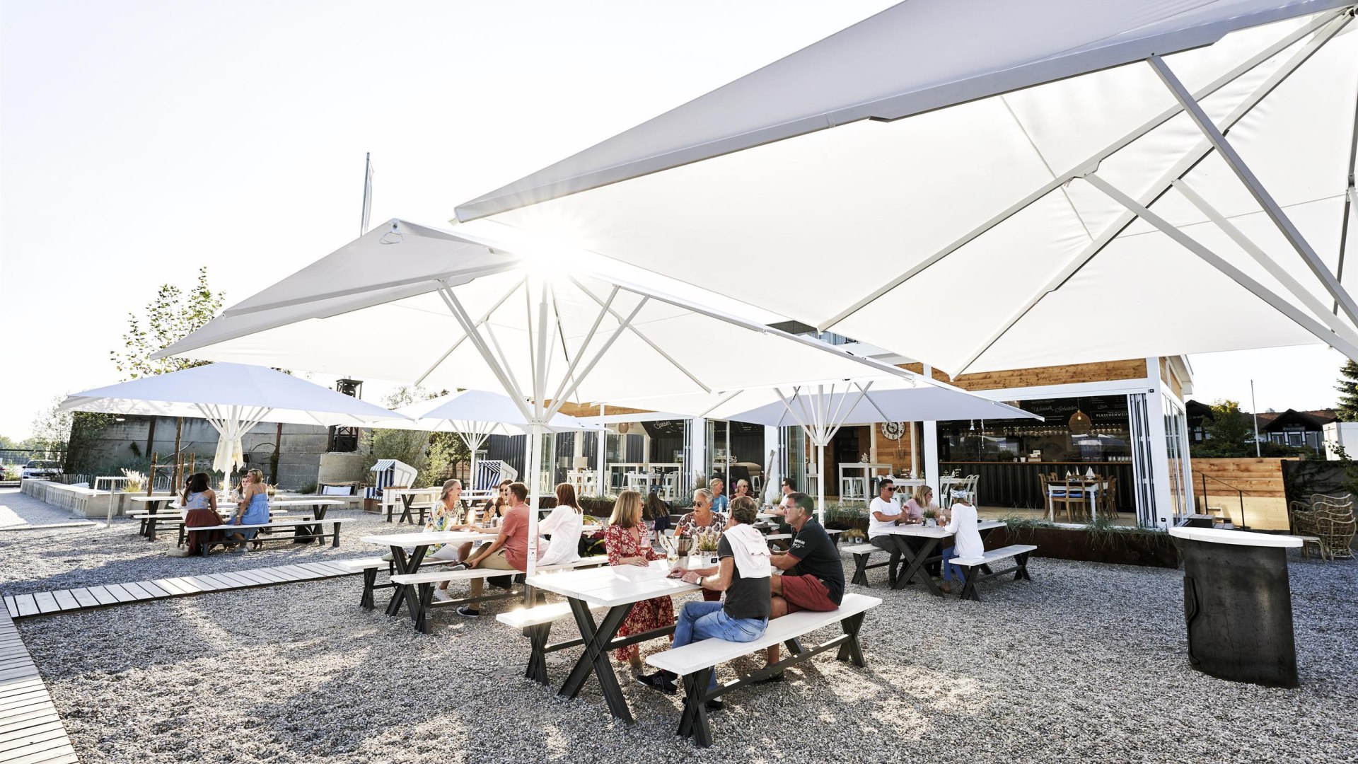 Strandfeeling bei Allendorf am Rhein | &copy; Weingut Familie Allendorf