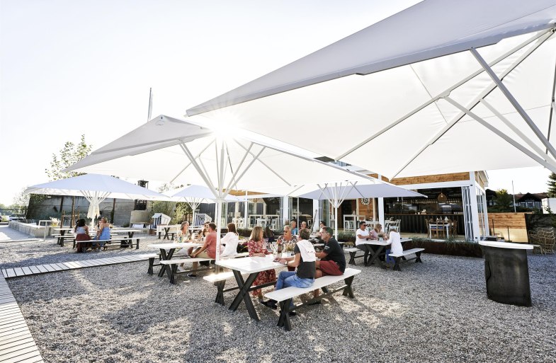 Strandfeeling bei Allendorf am Rhein | &copy; Weingut Familie Allendorf