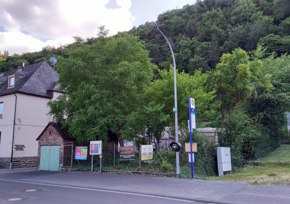 Defi an der Bushaltestelle | &copy; C. Vogt