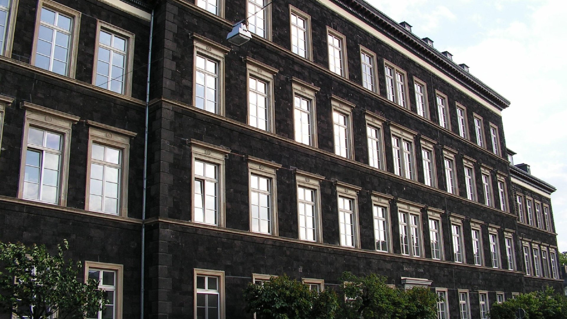 ehemalige Zinzendorfschule | &copy; Esser-Taylor
