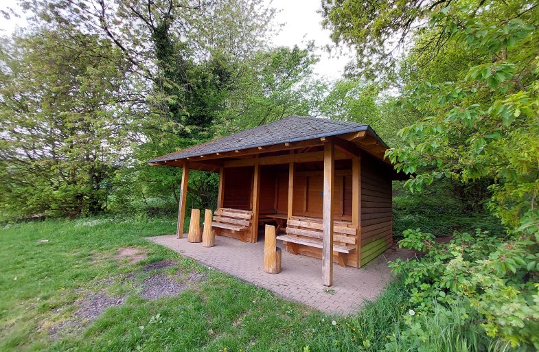Hütte 2 | © Tourist-Info Erlebnis Rheinbogen Hütte 2 | © Tourist-Info Erlebnis Rheinbogen