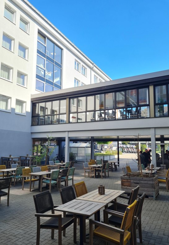 Marktplatz | &copy; food hotel